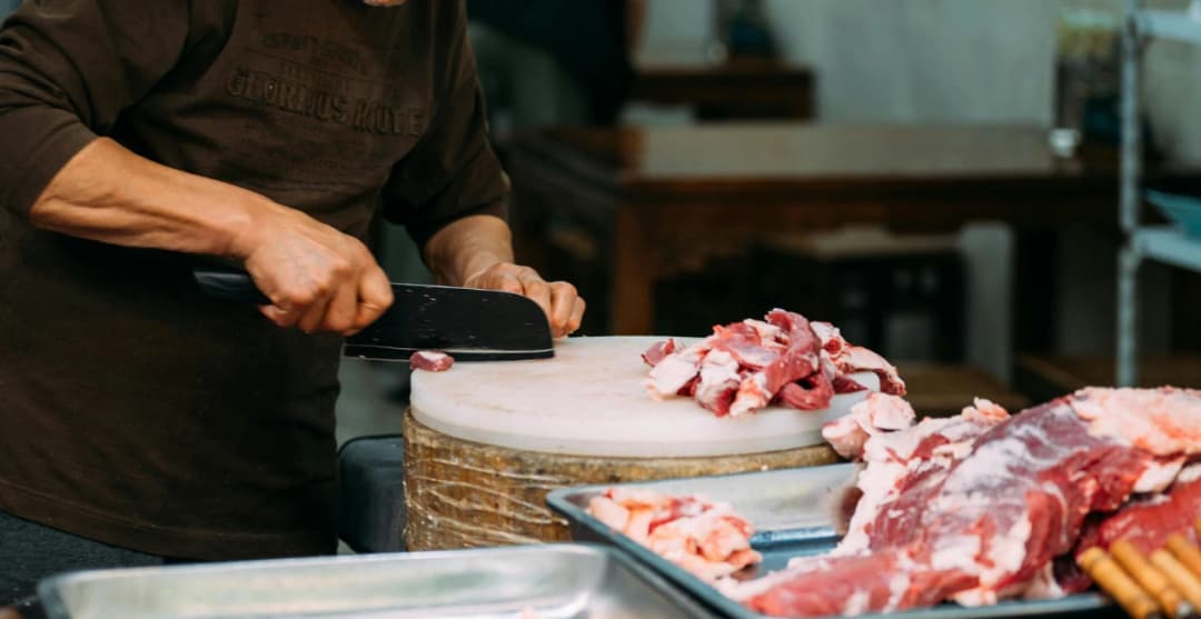 Bœuf Bourguignon : La Recette Traditionnelle du Chef et Ses Secrets